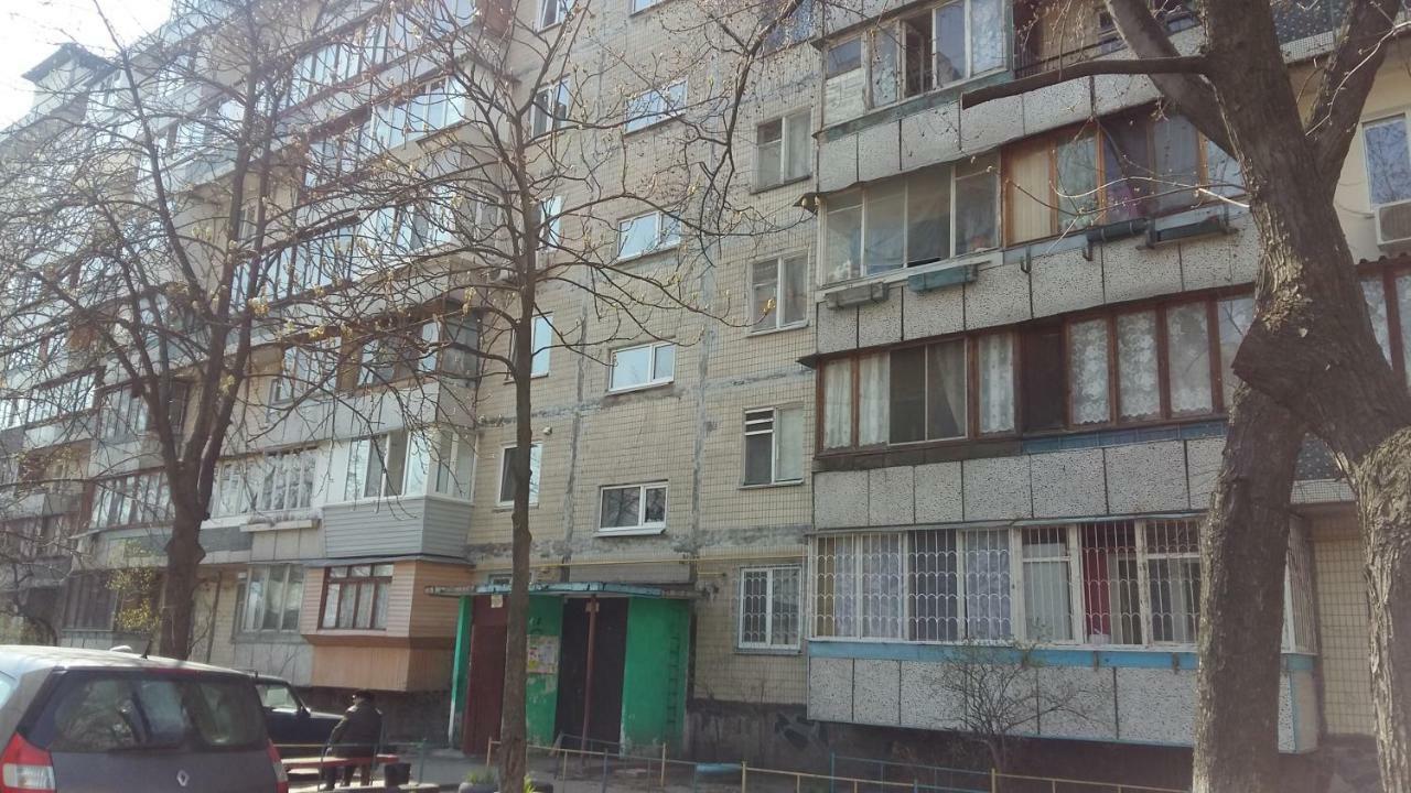 1к квартира Оболонь- м.Минская и Героев Днепра Киев Экстерьер фото
